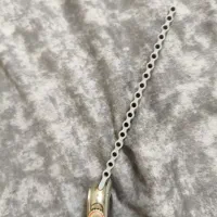 نو خیلی خوب|ساعت|زاینده رود, |دیوار