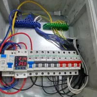 برقکار،آیفون،دوربین مدار بسته، دزدگیر، لاینر