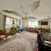 ۹۲متر دوخواب طبقه دوم لوکس و بینظیر/نزدیک مترو