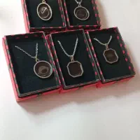 گردنبند حرارتی|بدلیجات|بندر انزلی, امامزاده|دیوار