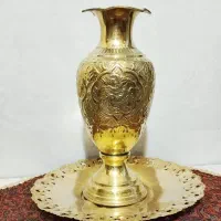 گلدان و شمعدان برنجی فدیمی|مجسمه، تندیس، ماکت|مشهد, آبکوه|دیوار