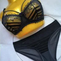 لباس زیر زنانه