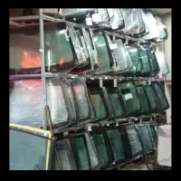 شیشه اتومبیل محمدی