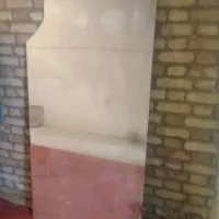 یک عدد اینه سالم مخصوص آرایشگاه میوه فروشی و|آینه|یزد, |دیوار