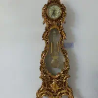 ساعت قدی طلایی