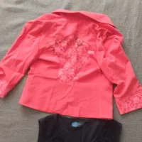 چند عدد لباس مجلسی|لباس|بروجرد, |دیوار