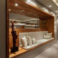 لابی من( نگهبانی) برای برج مسکونی