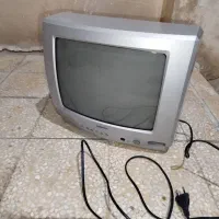 تلویزیون 14 اینچ x-vision به همراه پایه