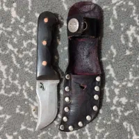 چاقومحمدطلا اصل|کلکسیون اشیاء عتیقه|رباط‌کریم, رباط‌کریم|دیوار