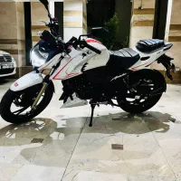 آپاچی ۲۰۰ مدل ۱۴۰۳