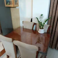 میز ناهارخوری ۴ نفره در حد نو