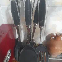 یه سری ظروف|ظروف سرو و پذیرایی|نجفآباد, فردوسی|دیوار