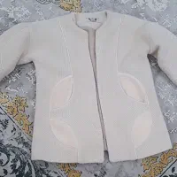 پالتو کرمی|لباس|نهاوند, |دیوار