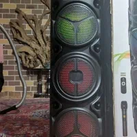 اسپیکر  ایستاده