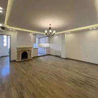 ۷۵متر بیخ گوش مترو رودکی متری۴۶٫۵میلیون