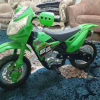 موتور شارژی بچه در حد نو