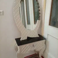 آینه و کنسول شیک