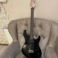 گیتار الکتریک یاماها مدل ۱۲۱