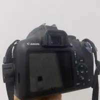 دوربین canon2000d|دوربین عکاسی و فیلم‌برداری|بندرعباس, |دیوار