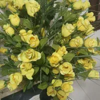 گل زیبا میز بامبو