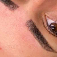 فیبرو ابرو ۱۵۰۰شیدینگ لب ۲تومن رنگ و لایت ۲تا۵تومن