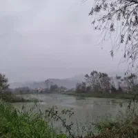 زمین سند دار ویو استخر