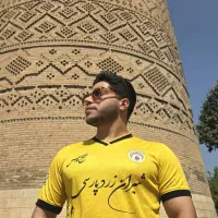 پیرهن هواداری فجر سپاسی|لباس|شیراز, بعثت|دیوار