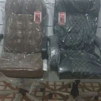 دوعدد صندلی مدیریت سه عدد انتظار