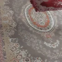 تعدادی فرش وموکت  به فروش میرسد