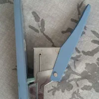 دستگاه منگنه زن کتاب و دستی MAX