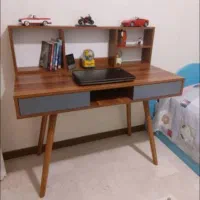 میز تحریر شلف دار