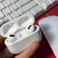 AirPods pro 1 apple