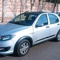 کویک R مانیتور دار