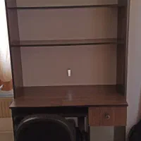 کتابخانه ،میز کامپیوتر