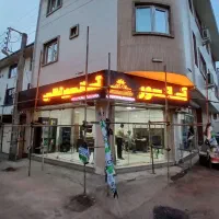 همکار منشی دفتر خانم
