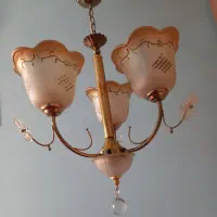 یک جفت لوستر سه شاخه