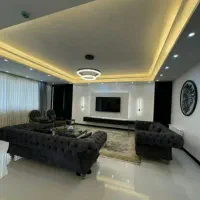 فایل اختصاصی/۱۱۰ متر ولیعصر/تراس قابل چیدمان