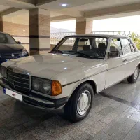 بنز ۲۳۰ دانشجویی