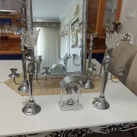 اینه و شمعدان و ساعت