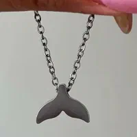 گردنبند مینیمال دم وال