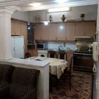 خانه ۳۰۰ متری در خیابان زیارتی