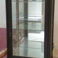 ویترین آینه ای