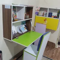 میز تحریر کم جا به همراه صندلی باکس دار