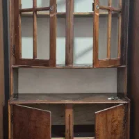 کمد ویترین دار