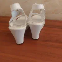 صندل دخترانه سفید نو سایز 40|کیف، کفش، کمربند|بهبهان, |دیوار