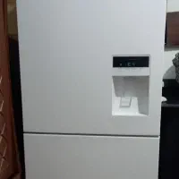 یک عدد یخچال اسنوا