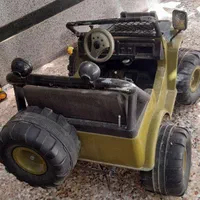 یک عدد ماشین شارژی