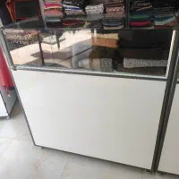 قفسه و پیشخوان