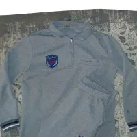 مقداری لباس و کیف