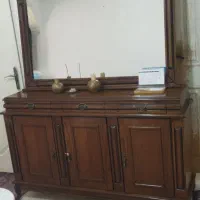یک عدد میز اینه کنسول درحدنوچوب اصل راش